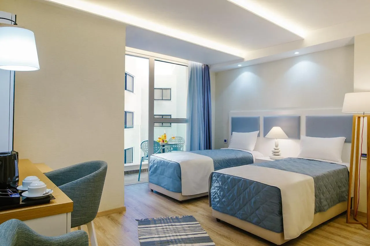 Qbic City Hotel Lárnaca Chipre